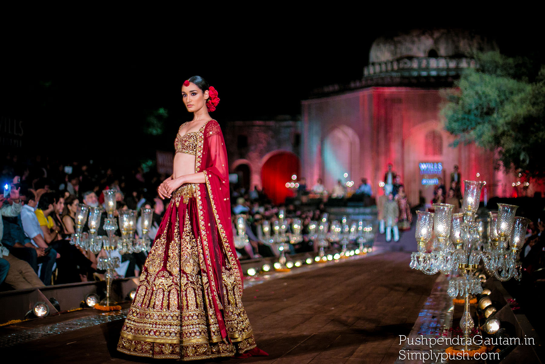 Rohit-bal-grand-finale-wifwss15-quli-khan-tomb-mehrauli-kutub-minar-show-at-wills-lifestyle-india-fashion-week-ss15-Rohit-bal-fashion-show-india-at-wills-india-fashion-week-pushpendragautam-pics-event-photographer-india